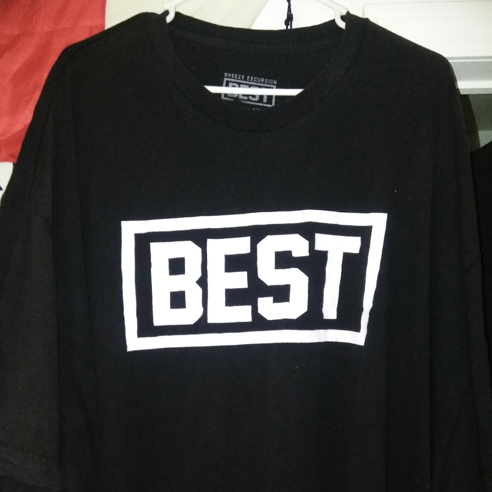 "Breezy Excursion" Tee